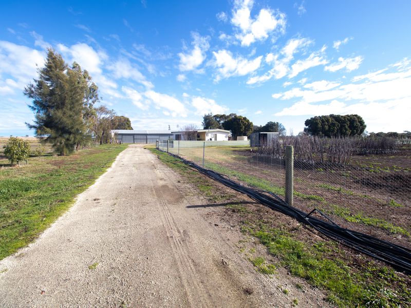 57  Tragowel North Road, Tragowel