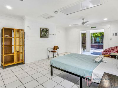 5 / 19 Veivers Road, Palm Cove