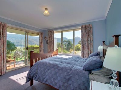 110 Waggs Road, Mountain River