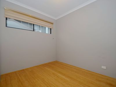 18 Scholar Terrace, Coolbellup