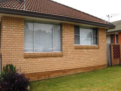 1 / 18 Lendine Street, Barrack Heights