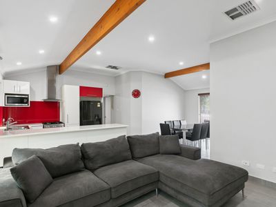 15 Kalkite Close, Ballajura