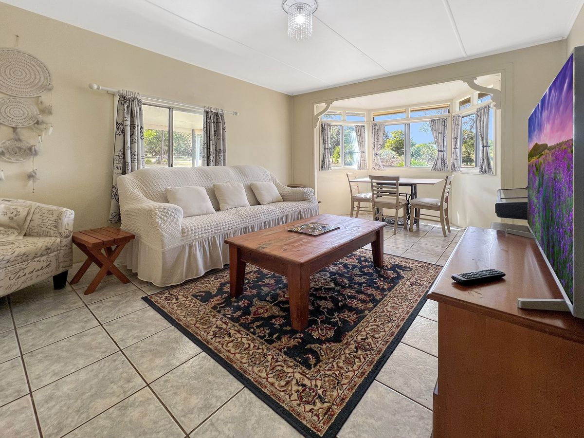 13 Panoramic Drive, Atherton
