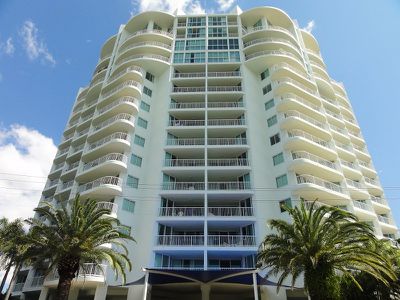 201 / 182 Marine Parade, Labrador