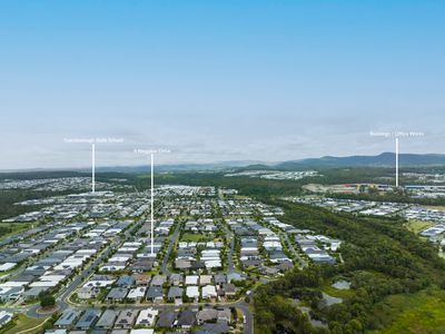 8 Ningaloo Drive, Pimpama