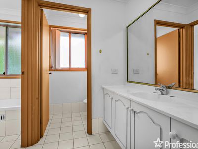 20 Antique Crescent, Woodcroft