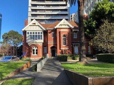 1128 / 572 St Kilda Road, Melbourne