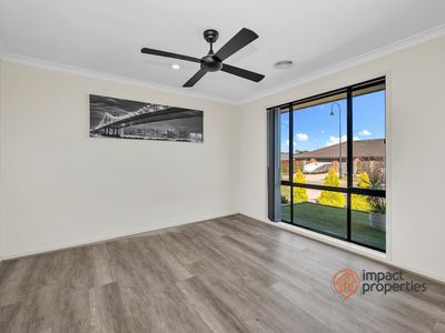 103 Kavangal Circuit, Ngunnawal