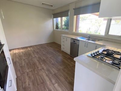20 Iraga Avenue, West Wollongong