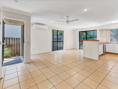 136 / 590 Pine Ridge Road, Coombabah