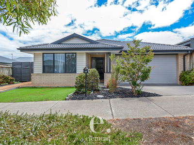 33 Pickworth Drive, Leopold