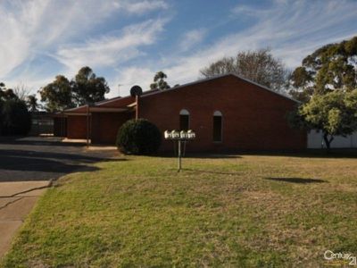 4 / 4 Forrest Cresent, Dubbo