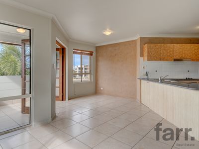 15 / 89 Bayview Street, Runaway Bay