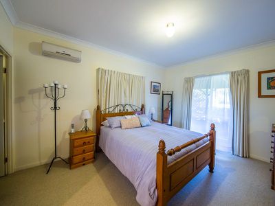 8 Macaulay Drive, Kingaroy