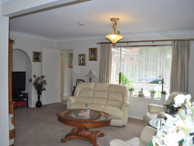 38 Prince Edward Drive, Dapto
