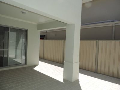 B / 11 Sykes Avenue, Innaloo