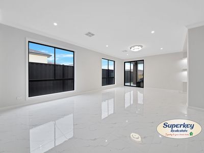 8 Tolhurst Street, Tarneit