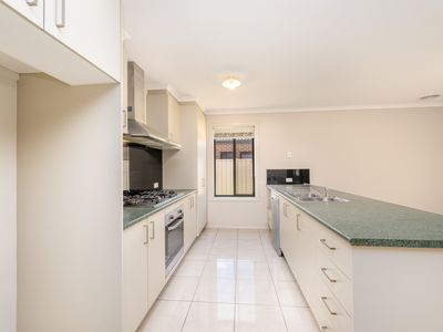34 Nightingale Way, Shepparton