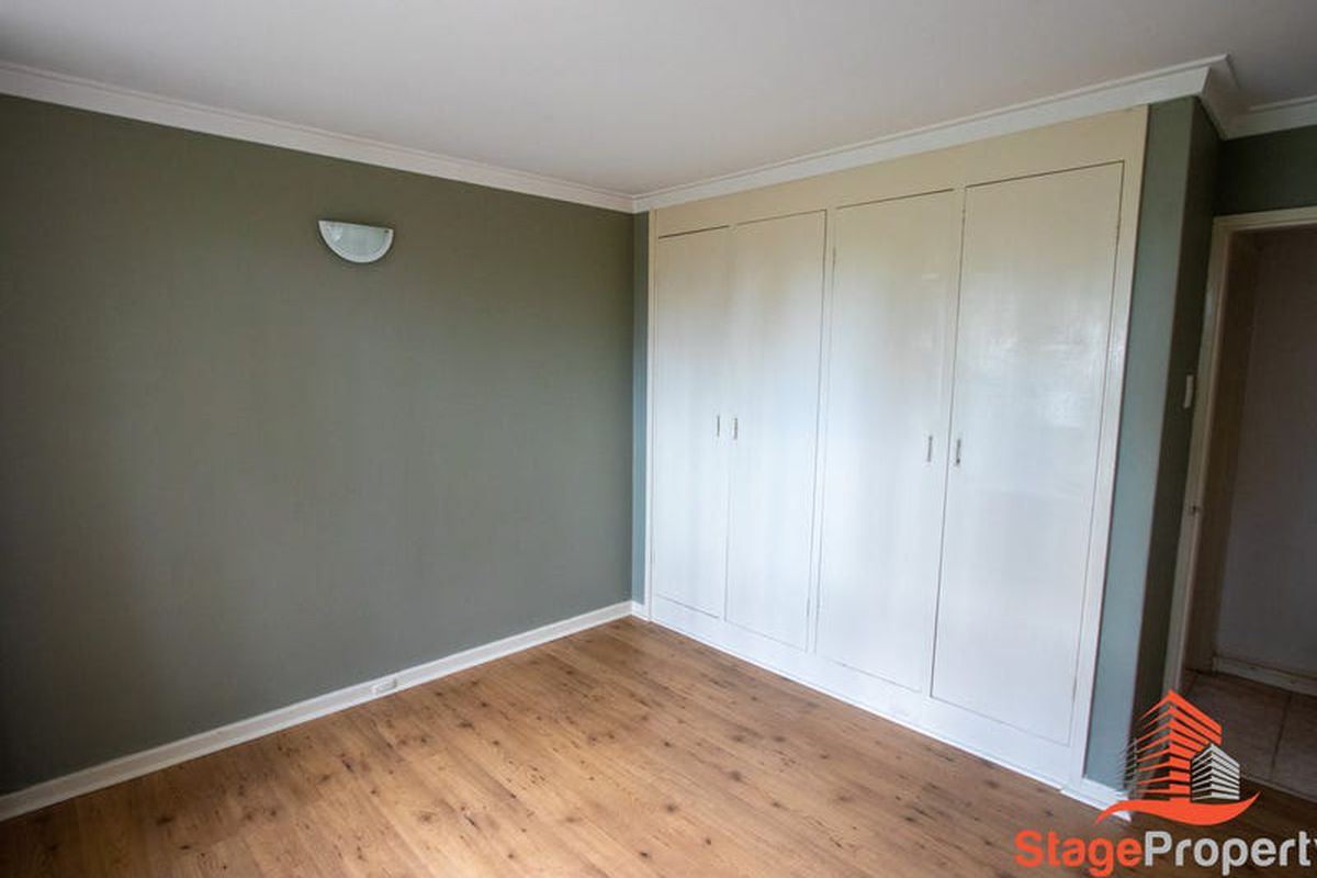 22 Hollis Street, Samson