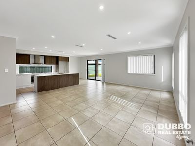 23 Amadeus Avenue, Dubbo