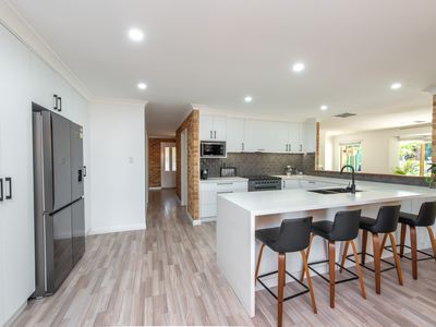 59 Emerald Way, Edgewater