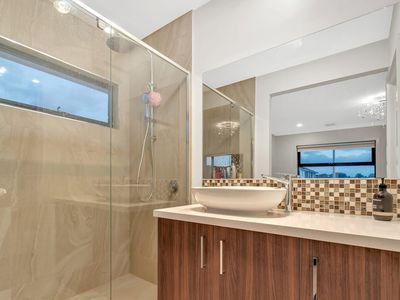 20 Festival Drive, Point Cook