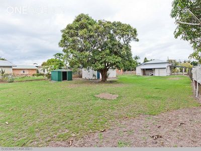 198 Cypress Street, Urangan