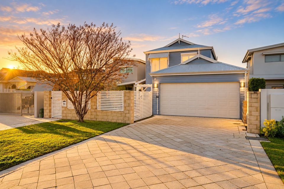 8B Fletcher Street, Rockingham