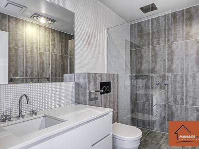 5 / 49 HAMPTON CIRCUIT, Yarralumla