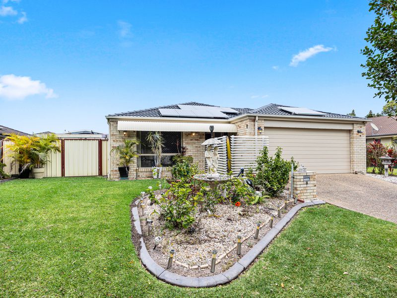 8 Kennedy Court, Urraween