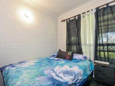 15 Politis Crt, , Moulden