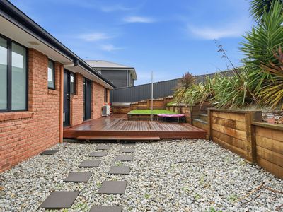 19 Lagoon View Court, Midway Point