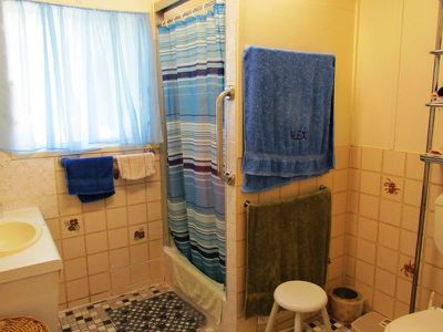 35 Swallow street, Longreach