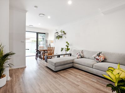 18 / 46 Toongabbie Road, Toongabbie
