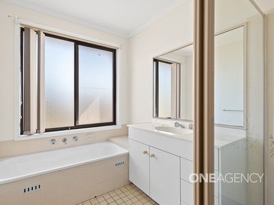 1 / 101 Pur Pur Ave, Lake Illawarra