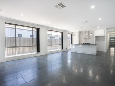 32 Daintree Street, Baldivis