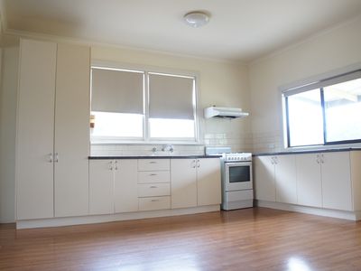 15 Alexander Avenue, Horsham