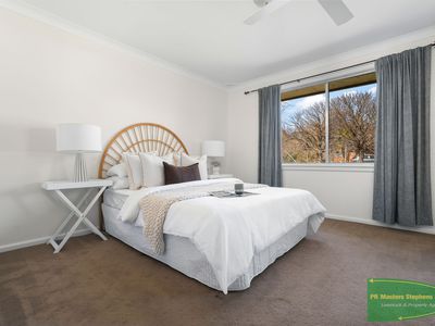 16 Amos Avenue, Blayney