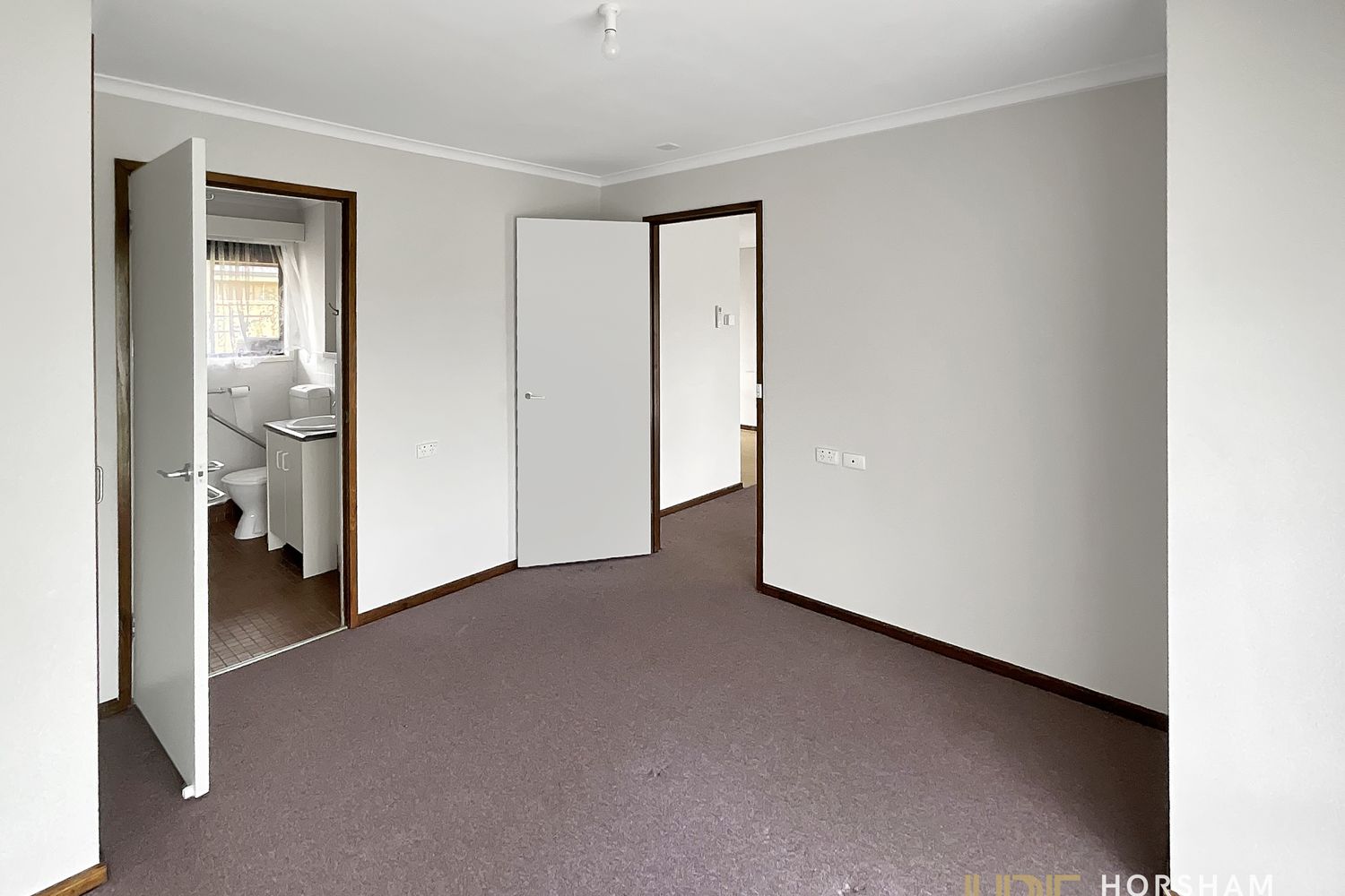 13 Shalom Place, Horsham