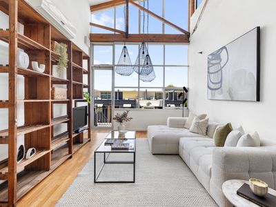 8 / 5 Saltriver Place, Footscray