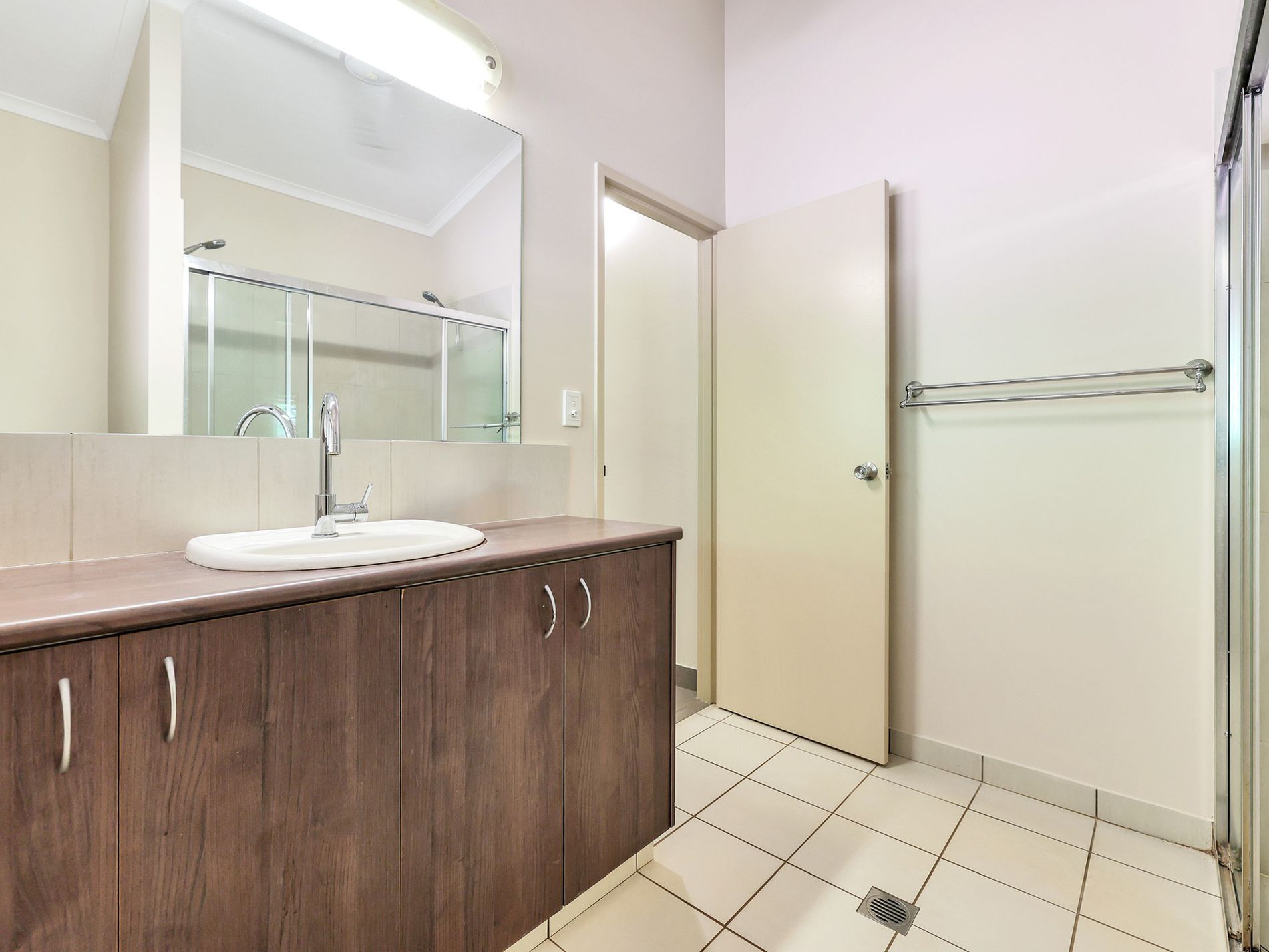 280 Beddington Road, Herbert