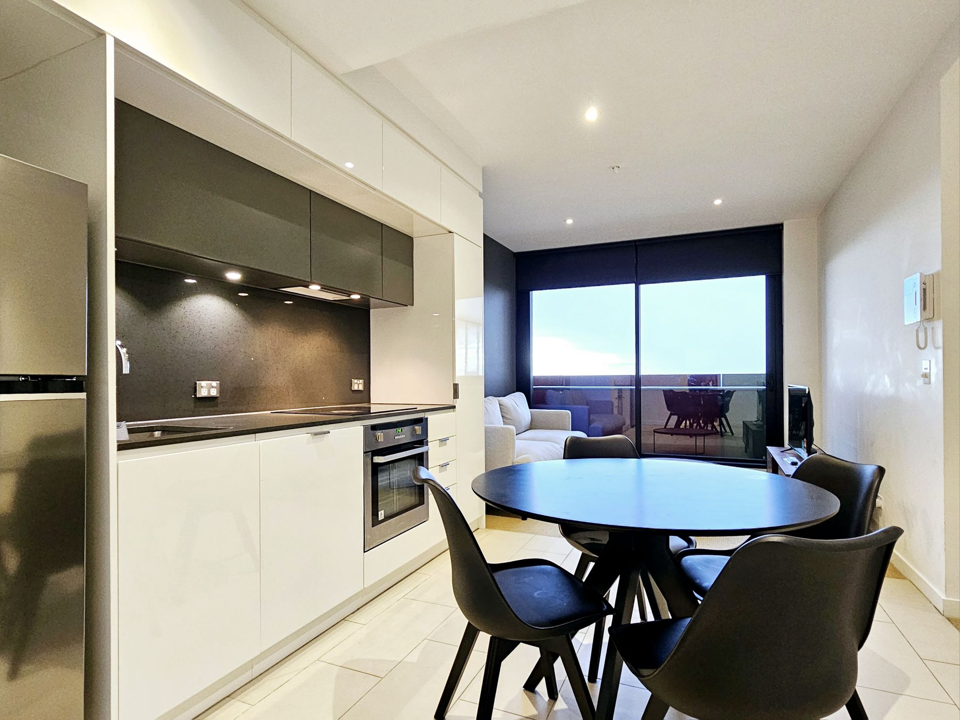 2618 / 555 Swanston Street, Carlton