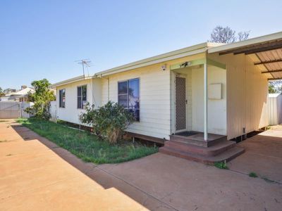 10 Dorothea Street, South Kalgoorlie