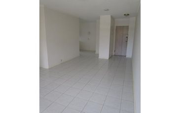 2 / 18 Evans Ave, Eastlakes