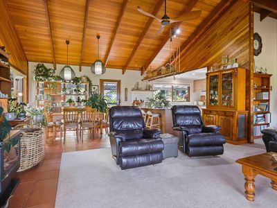 2391 Lady Barron Road, Lady Barron