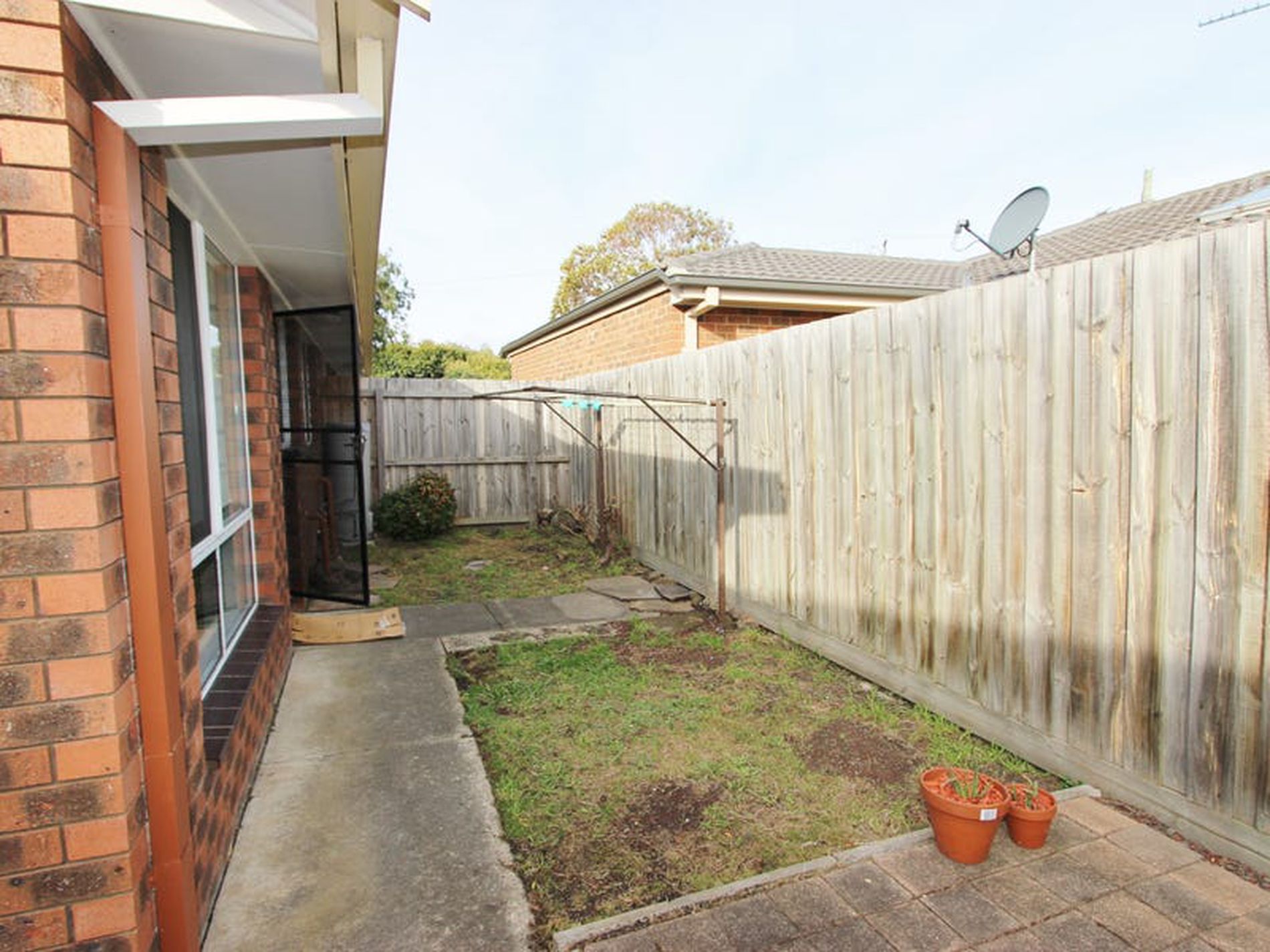 2 / 236 High Street, Belmont