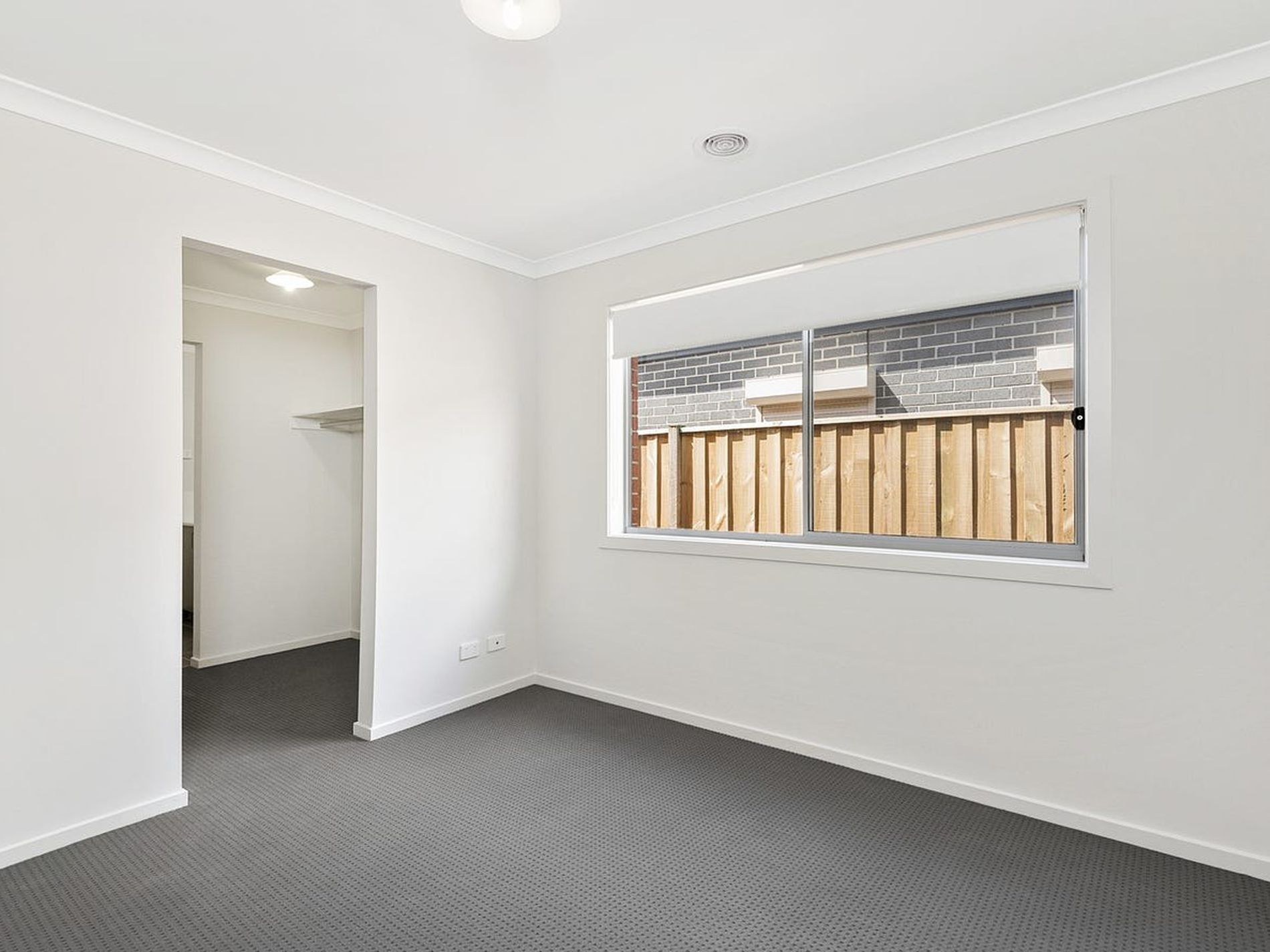 38 Straw Flower Circuit, Greenvale