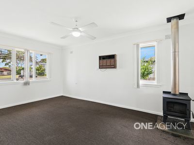 6 Lake Entrance Road, Warilla