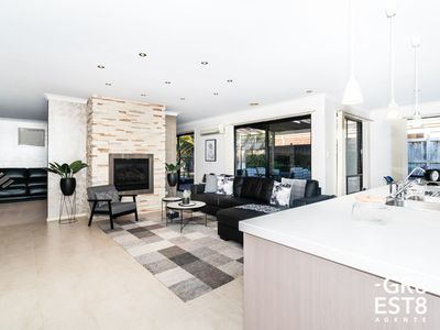 24 Von Nida Drive, Cranbourne North