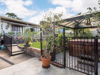 16 Brownlow Place, Ambarvale